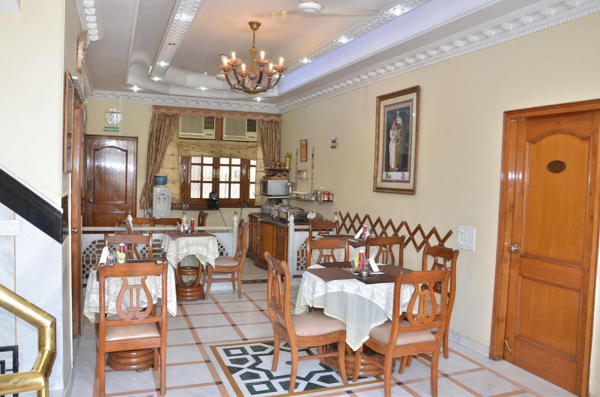 Bajaj Indian Home Stay Nueva Delhi Exterior foto